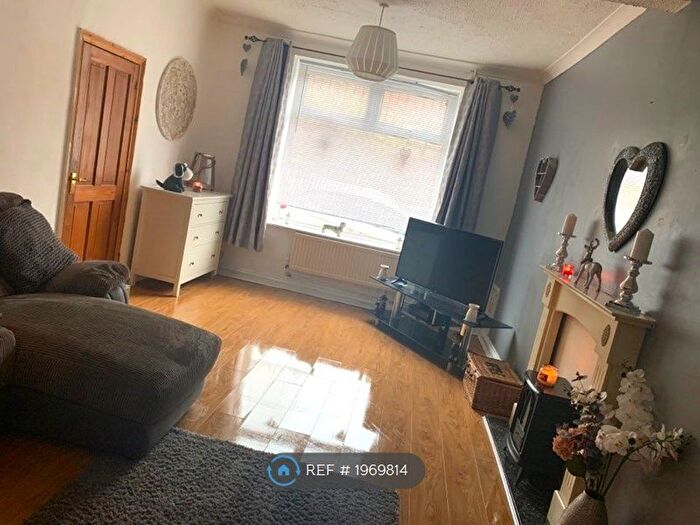 3 Bedroom Terraced House To Rent In Collwyn Street, Tonyrefail, Porth, CF39