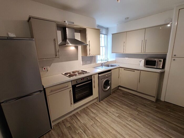5 Bedroom Flat To Rent In Broughton Place, Broughton, Edinburgh, EH1