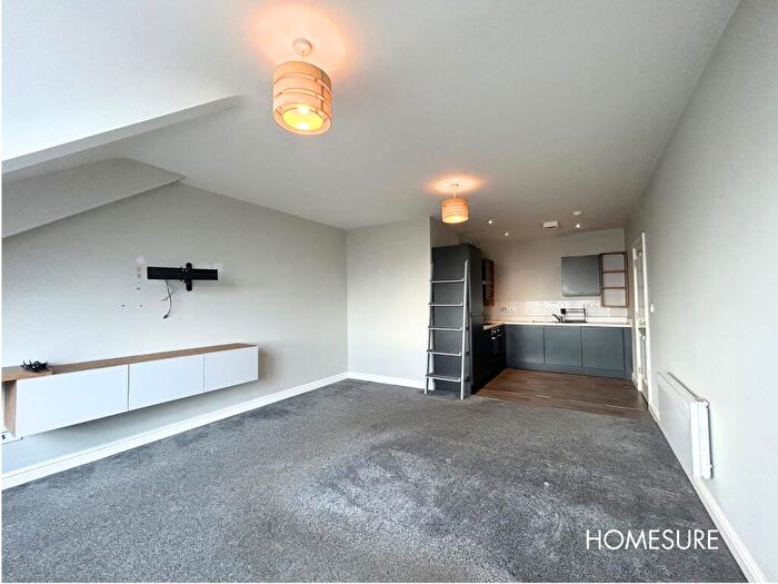 1 Bedroom Flat To Rent In Canning Street, Birkenhead, CH41
