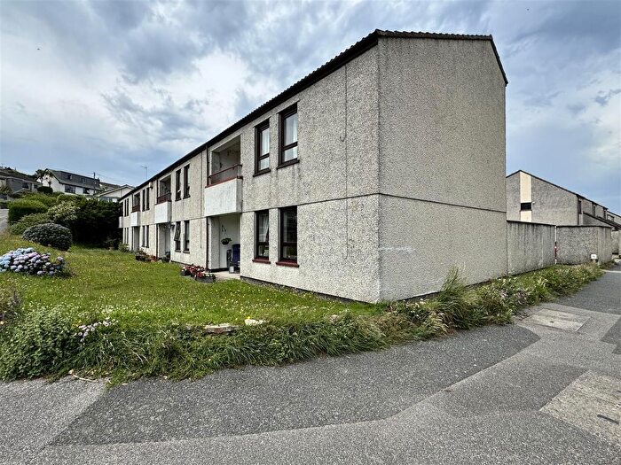 2 Bedroom Flat For Sale In Station Road, Perranporth, TR6