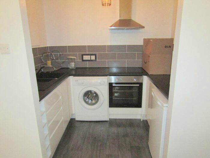 1 Bedroom Flat To Rent In Trinity Close, Leytonstone, E11
