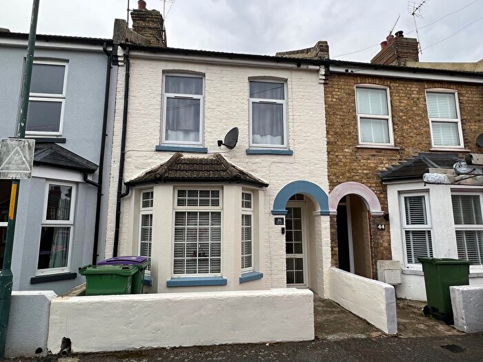3 Bedroom Terraced House For Sale In Frampton Road, Hythe, CT21