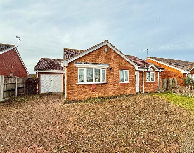 2 Bedroom Detached Bungalow For Sale In Fremantle Road, Great Yarmouth, NR30
