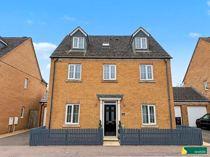 5 Bedroom Detached House For Sale In Howards Way, Northampton, NN3