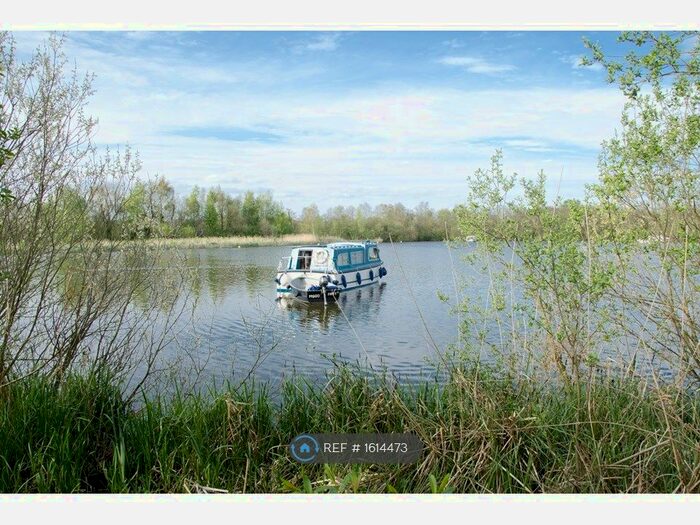 1 Bedroom Flat To Rent In Salhouse, Norwich, NR13