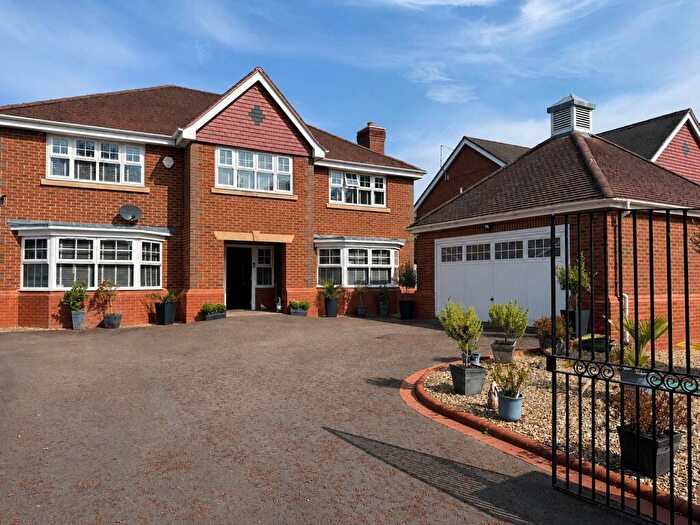 4 Bedroom Detached House For Sale In Barford Grange, Willaston, Neston, Cheshire West And Chester, CH64