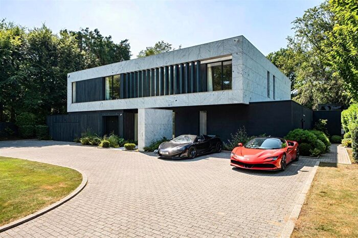 6 Bedroom Detached House For Sale In Warren Drive, Kingswood, Surrey, KT20