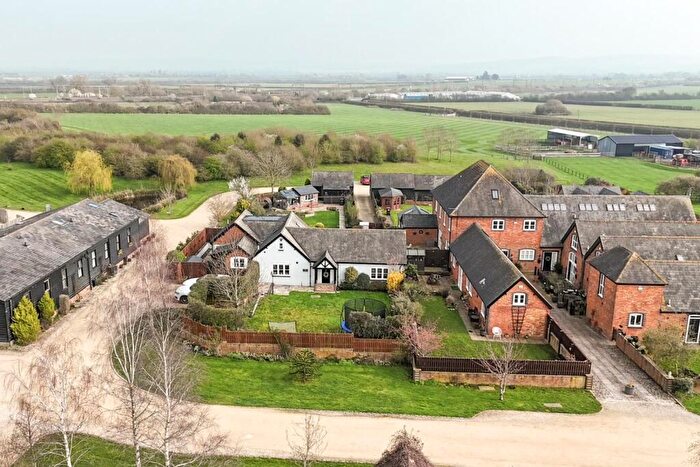 4 Bedroom Detached House For Sale In Ledburn, Leighton Buzzard, LU7