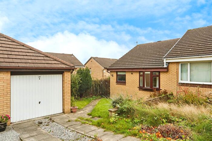 2 Bedroom Semi-Detached Bungalow For Sale In St. Johns Way, Keighley, BD22