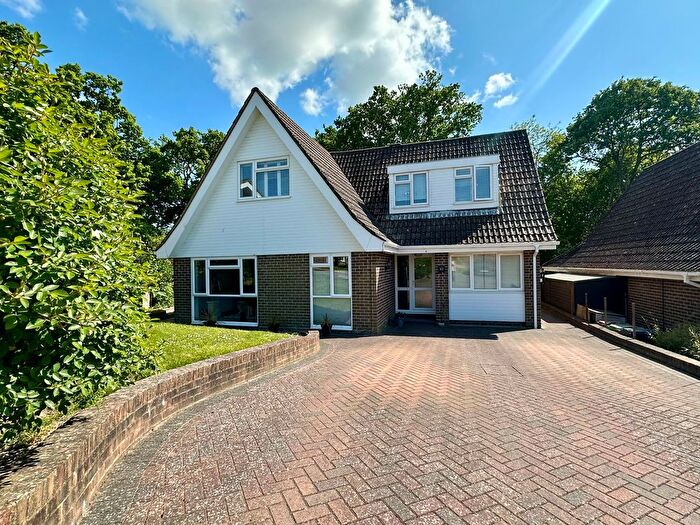 4 Bedroom Detached House For Sale In The Ridings, Bexhill-On-Sea, TN39