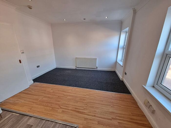 1 Bedroom Flat To Rent In Princess Street, Luton, LU1