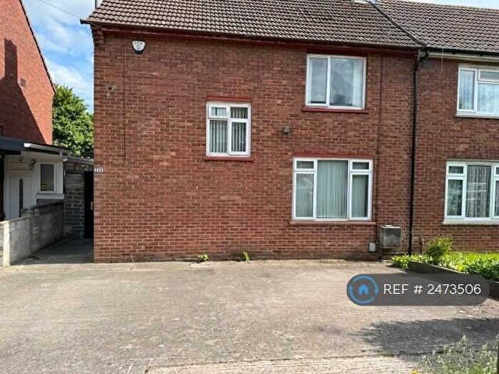 3 Bedroom Semi-Detached House To Rent In Ambleside Avenue, Bristol, BS10