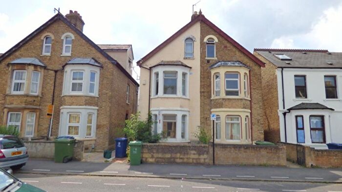 6 Bedroom House To Rent In Hurst StreetOxford, OX4