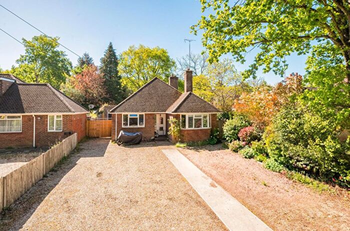 3 Bedroom Bungalow For Sale In Nine Mile Ride, Finchampstead, Wokingham, RG40
