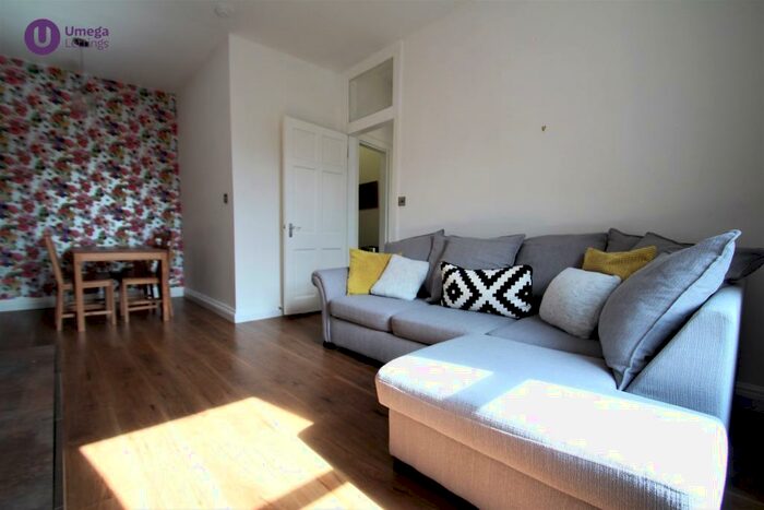 1 Bedroom Flat To Rent In Rossie Place, Easter Road, Edinburgh, EH7