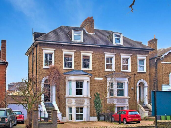 2 Bedroom Flat To Rent In College Road, Sundridge Park, Bromley, BR1