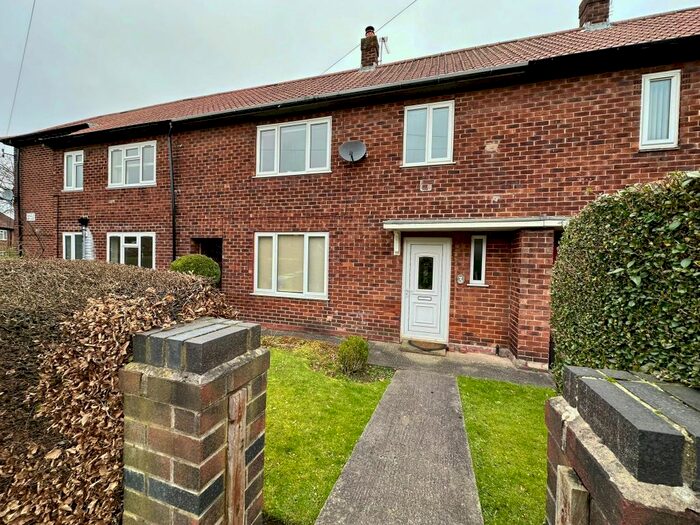 3 Bedroom Terraced House To Rent In Calcot Walk, Wythenshawe, Manchester, M23