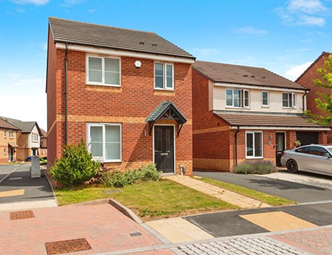 3 Bedroom Semi-Detached House For Sale In Till View, Stafford, ST16