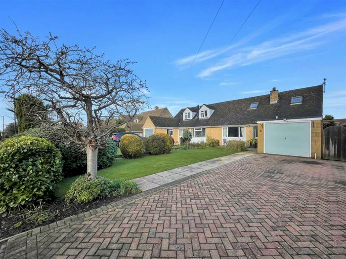 2 Bedroom Semi-Detached House For Sale In Granbrook Lane, Mickleton, GL55