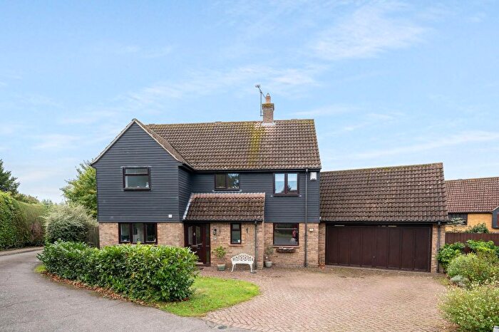 4 Bedroom Detached House For Sale In High Meadow, Great Dunmow, Essex, CM6