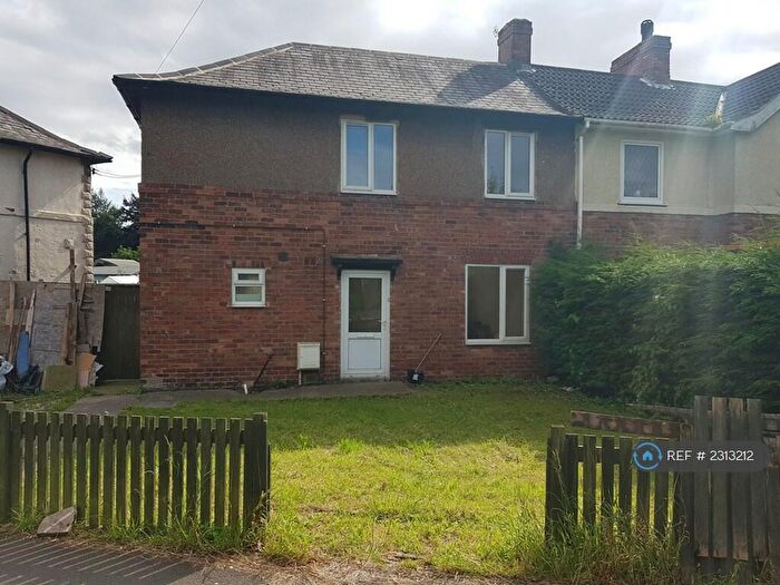 3 Bedroom Semi-Detached House To Rent In Poulter Street, Langwith, Mansfield, NG20