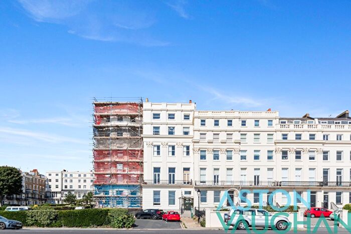 3 Bedroom Flat For Sale In Marine Parade, Brighton, BN2