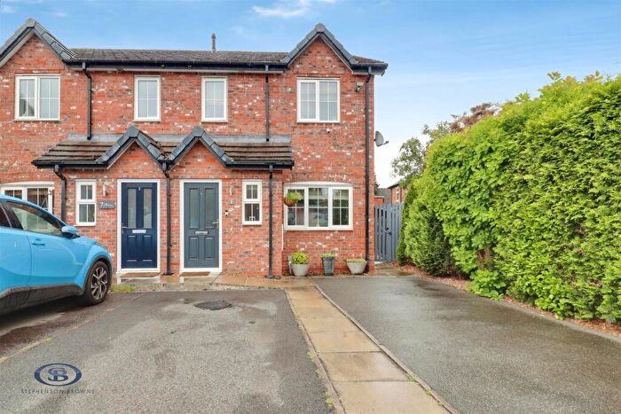 3 Bedroom Semi-Detached House For Sale In The Hawthorns, Haslington, CW1