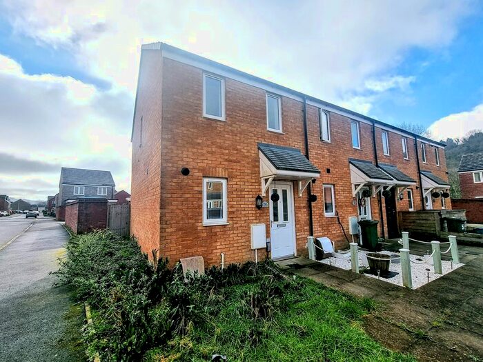 2 Bedroom End Of Terrace House To Rent In Ymyl Yr Afon, Hawthorn, Pontypridd, CF37