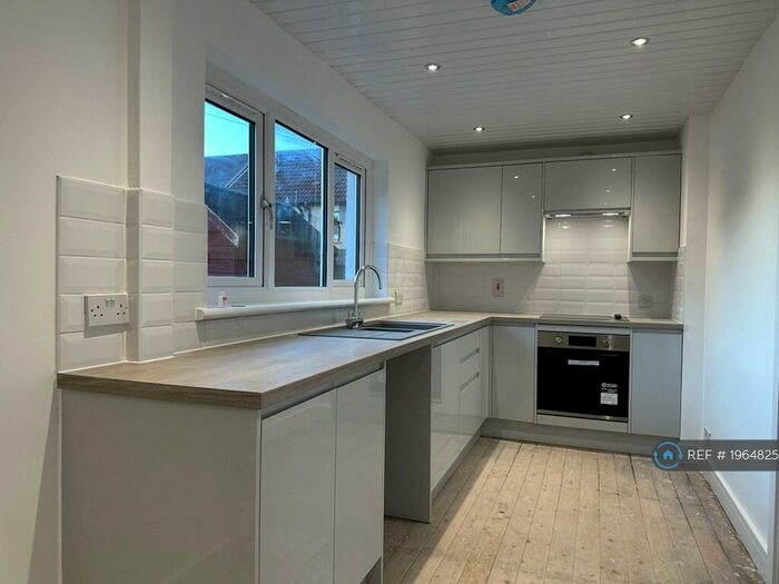 3 Bedroom Terraced House To Rent In Waverley Terrace, Blantyre, Glasgow, G72