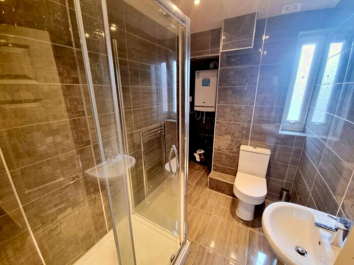 2 Bedroom Flat To Rent In Severn Street, Leicester, LE2