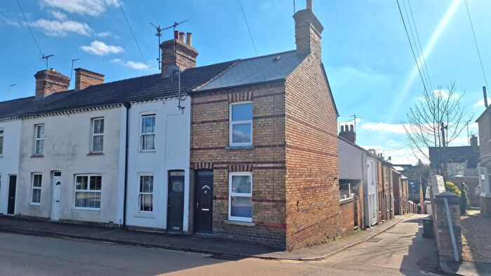 2 Bedroom End Of Terrace House For Sale In Radcliffe Road, Stamford, Stamford, PE9