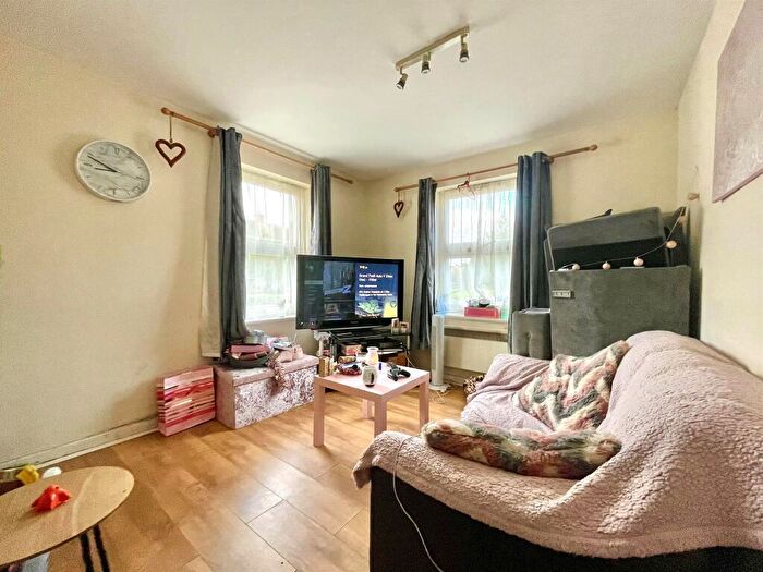 1 Bedroom Apartment For Sale In Radwinter Road, Saffron Walden, CB11