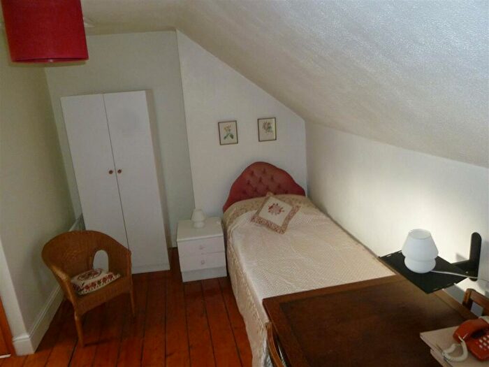 Flat To Rent In North View, BS6