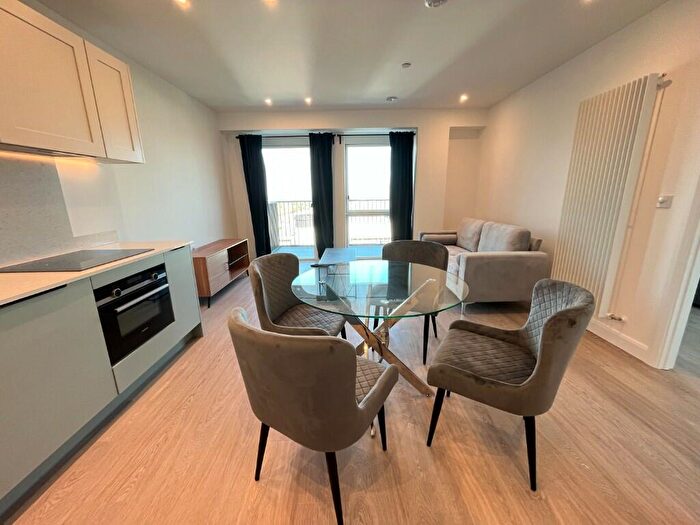 1 Bedroom Flat To Rent In Galleria House, Western Gateway, London, E16