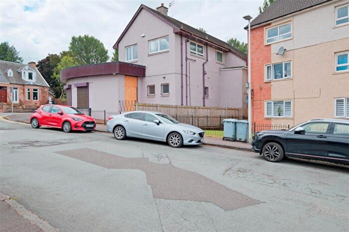 3 Bedroom Apartment To Rent In Tuphall Rd, Hamilton, ML3