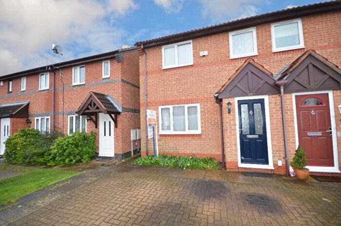 3 Bedroom House To Rent In Hindemith Gardens, Old Farm Park, Milton Keynes, MK7
