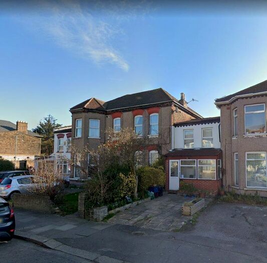 1 Bedroom Flat To Rent In Eastwood Road, Goodmayes, Ilford, IG3