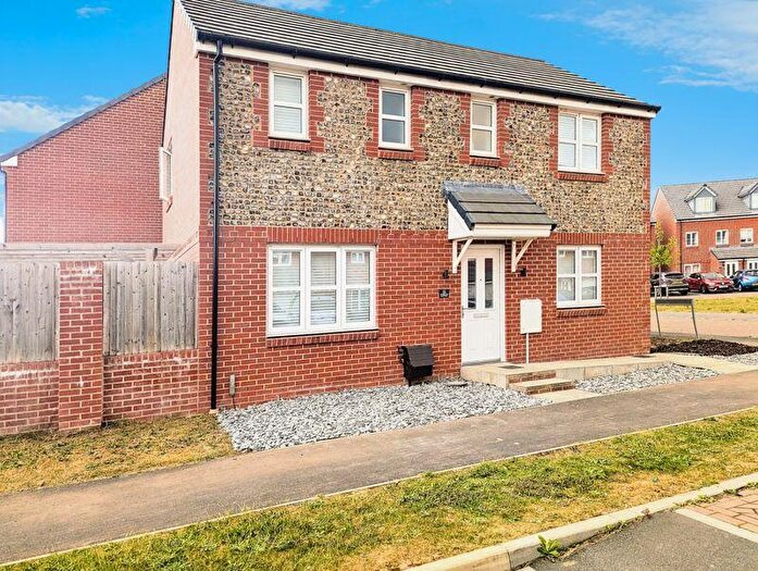 3 Bedroom Detached House For Sale In Longspee Lane, Salisbury ***Available Now***, SP2