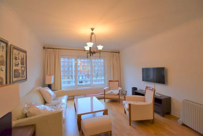 2 Bedroom Flat To Rent In Montrose Court, Princes Gate, South Kensington, London, SW7