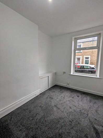 3 Bedroom Terraced House To Rent In Cobden Street, Burnley, BB10