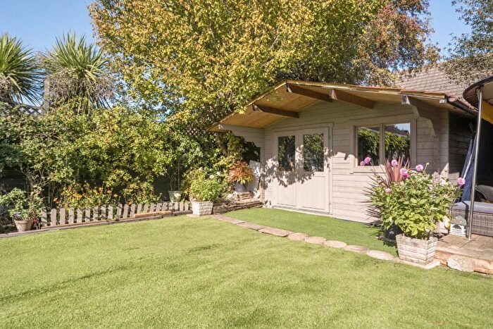 2 Bedroom Semi-Detached Bungalow For Sale In Silverdale Drive, Waterlooville, PO7