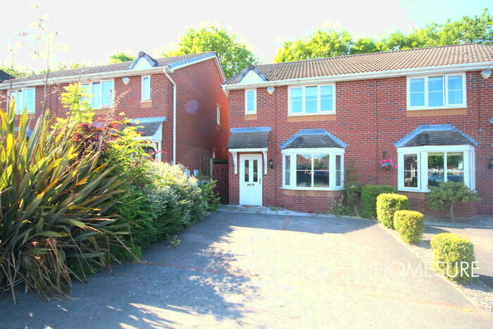 3 Bedroom Semi-Detached House To Rent In Oak Grange, Halewood, Liverpool, L26