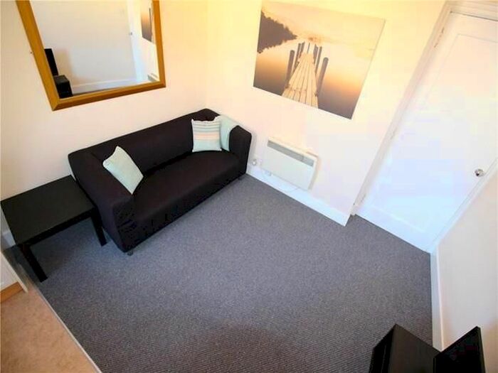 1 Bedroom Flat To Rent In Jute Street, Aberdeen, AB24