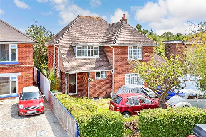 4 Bedroom Detached House For Sale In Green Lane, Shanklin, Isle Of Wight, PO37