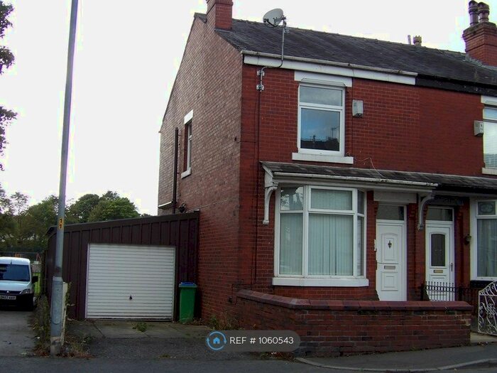 3 Bedroom End Of Terrace House To Rent In Middleton Road, Heywood, OL10
