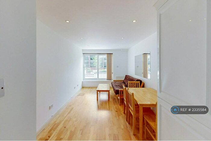 1 Bedroom Flat To Rent In Amhurst Park, London, N16