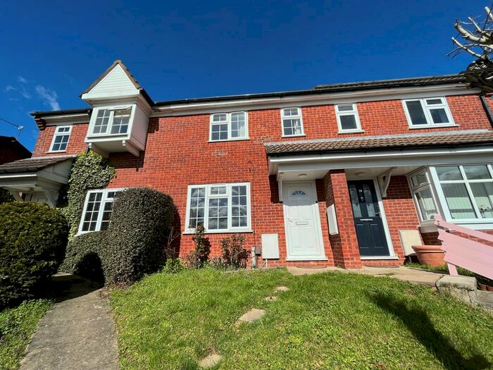 3 Bedroom Terraced House To Rent In Ashdales, St.Albans, AL1
