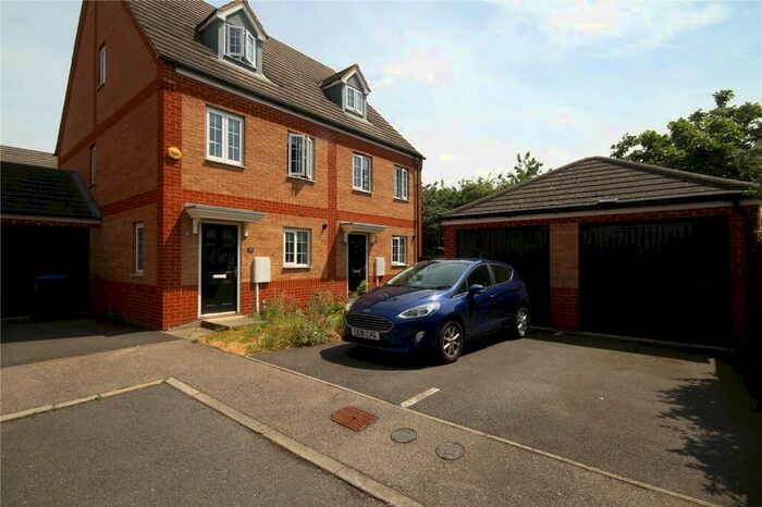 3 Bedroom Semi-Detached House To Rent In Turners Gardens, Wootton, Northampton, NN4