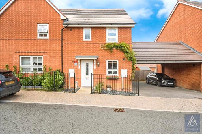 3 Bedroom Semi-Detached House For Sale In Swithin Lane, Buckingham, Buckinghamshire, MK18