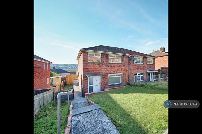 3 Bedroom Semi-Detached House To Rent In Salway Avenue, Blackwood, NP12